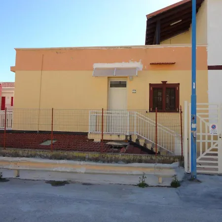 Baciati Dal Sole - Fronte Spiaggia Apartment