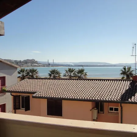 Baciati Dal Sole - Fronte Spiaggia Apartment Porto Empedocle